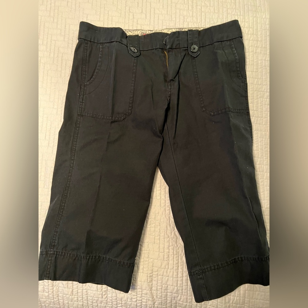 Roxy Bermuda shorts, size 7